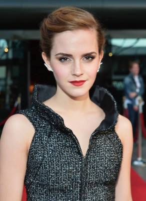 Emma Watson Graduates from Brown University! Congrats Emma!