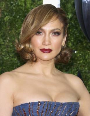 Our Pick for Best Beauty and Fashion at The Tony Awards: Jennifer Lopez!