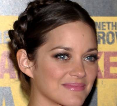 b2ap3 thumbnail Get Marion Cotillard Milkmaid Braid