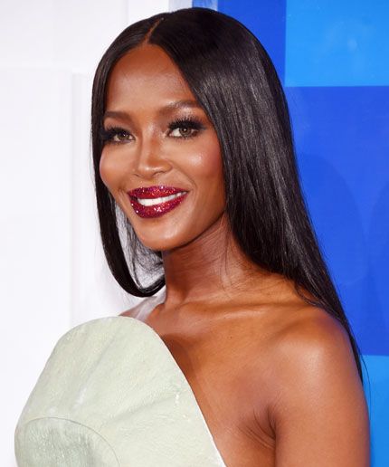 Naomi Campbell Rocks Red Glitter Lips at the MTV VMAs