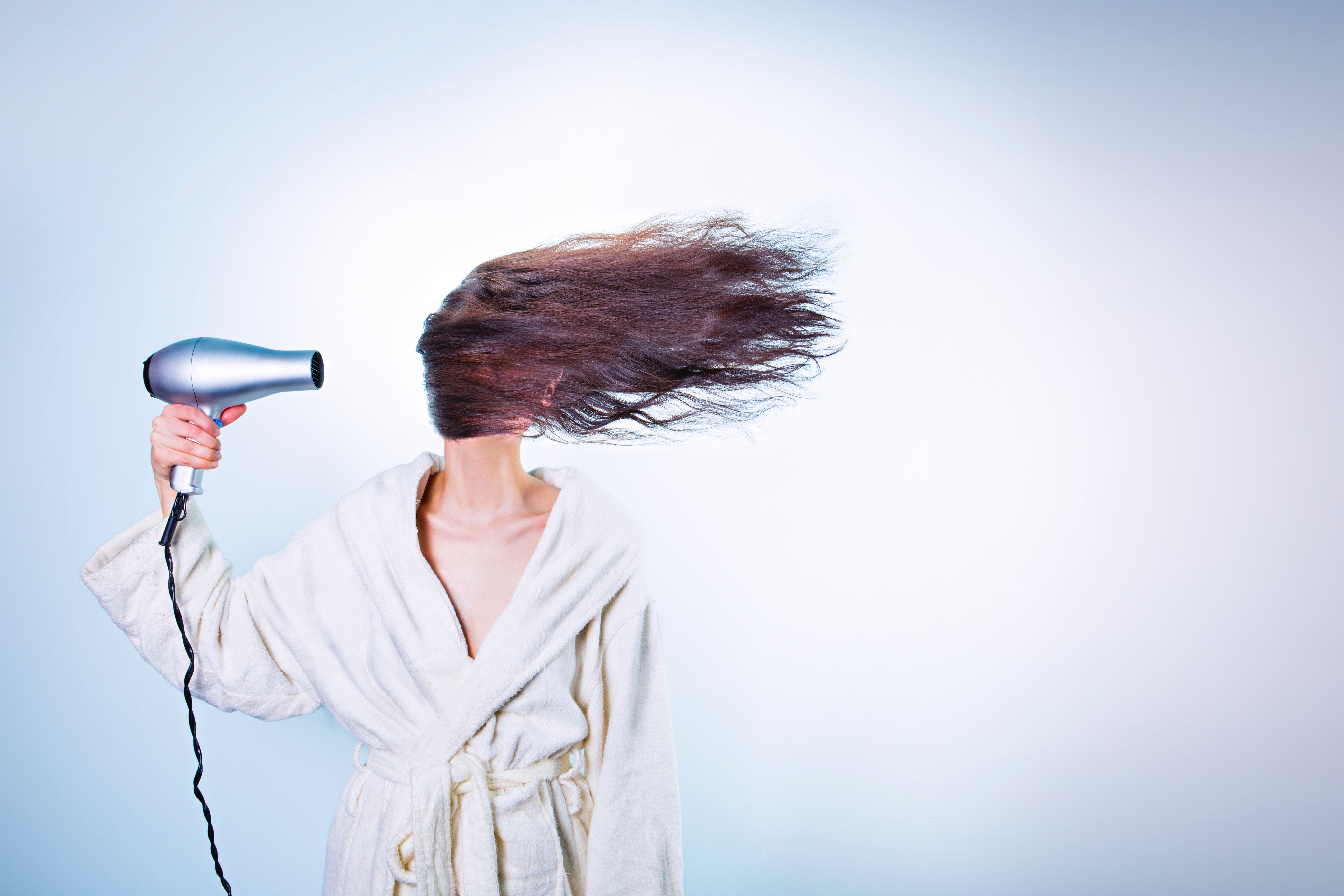 Tips to Prevent Dry Hair This Winter - Hairsay Salon Tips to Prevent Dry Hair This Winter - Hairsay Salon